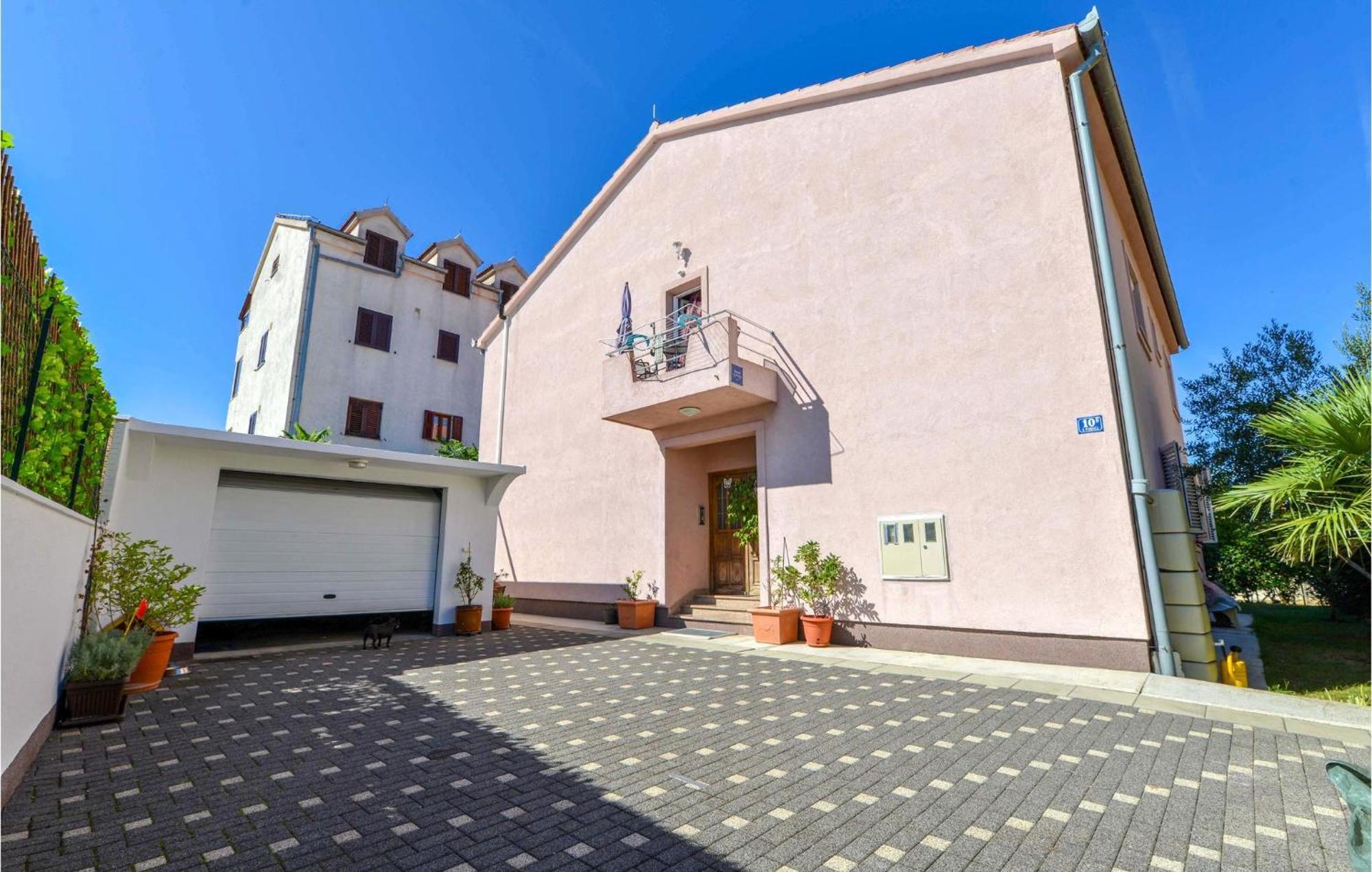 1 Bedroom Nice Apartment In Zara Esterno foto